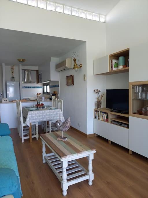Precioso Apartamento En Complejo Con Piscina Cala en Bosch Kültér fotó